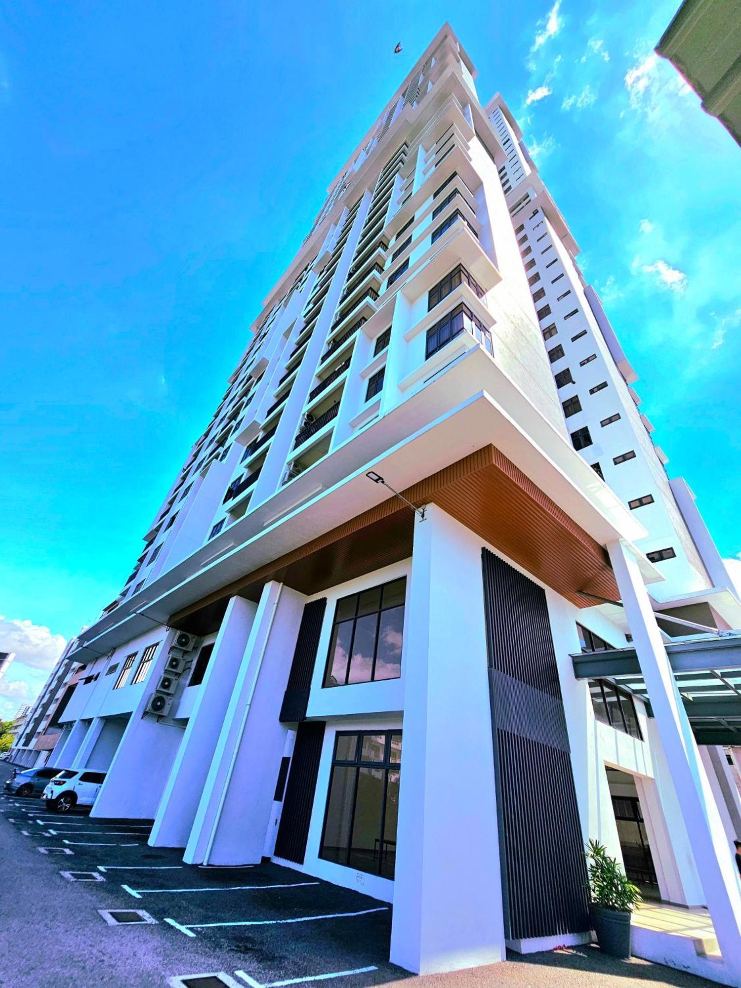 Quartz Paragon Suites Melaka By Ggm エクステリア 写真