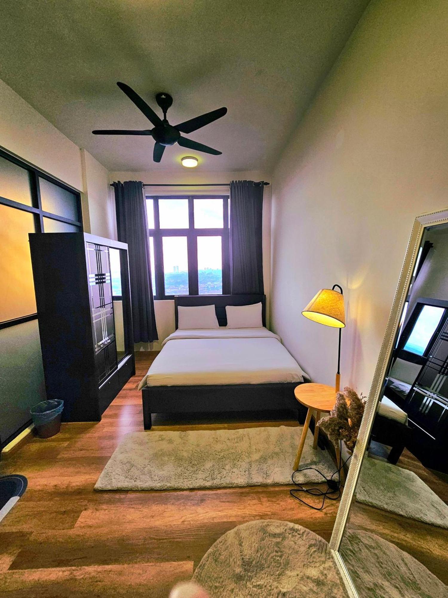 Quartz Paragon Suites Melaka By Ggm エクステリア 写真